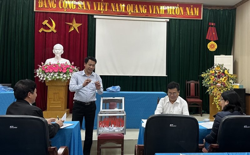 Thanh tra tỉnh Hà Nam tiến hành bốc thăm để xác minh tài sản, thu nhập năm 2024. Ảnh: Thanh tra tỉnh Hà Nam