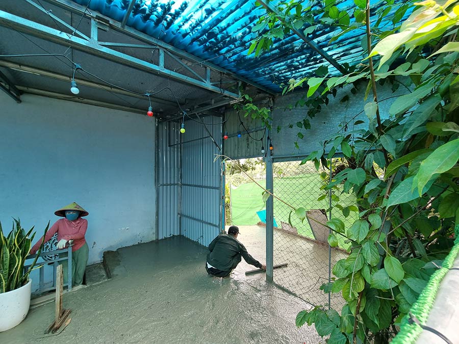 Hộ ông Đậu Ngọc Cường (phường Vinh Tân, TP Vinh, Nghệ An) xây dựng trái phép, lấn chiếm đất công. Ảnh: Quang Đại