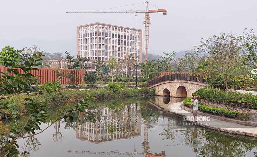 Dự án Nhà khách tỉnh Điện Biên được xây dựng ở vị trí đắc địa. Ảnh: Thanh Bình