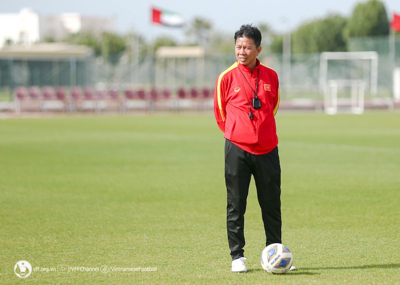 Huấn luyện viên Hoàng Anh Tuấn nhiều năm gắn bó với các đội tuyển trẻ Việt Nam. Ảnh: VFF
