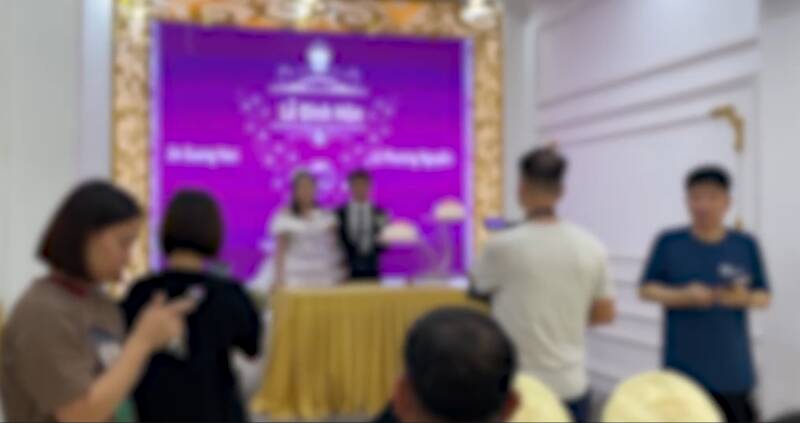 Môi giới tổ chức lễ đính cô dâu lấy chồng ngoại quốc 