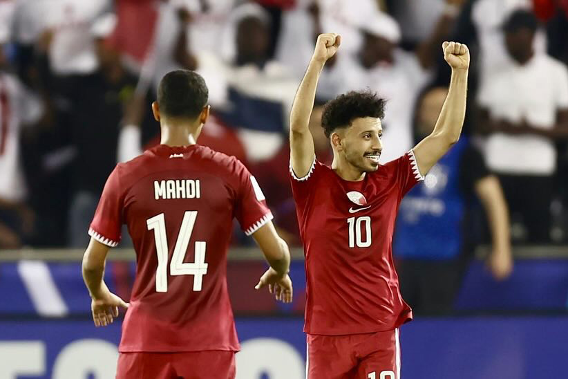 Qatar có bàn mở tỉ số trên chấm phạt đền. Ảnh: QFA