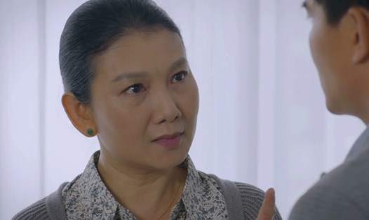 NSND Mỹ Uyên gây sốt với diễn xuất trong phim "Trạm cứu hộ trái tim". Ảnh: Chụp màn hình