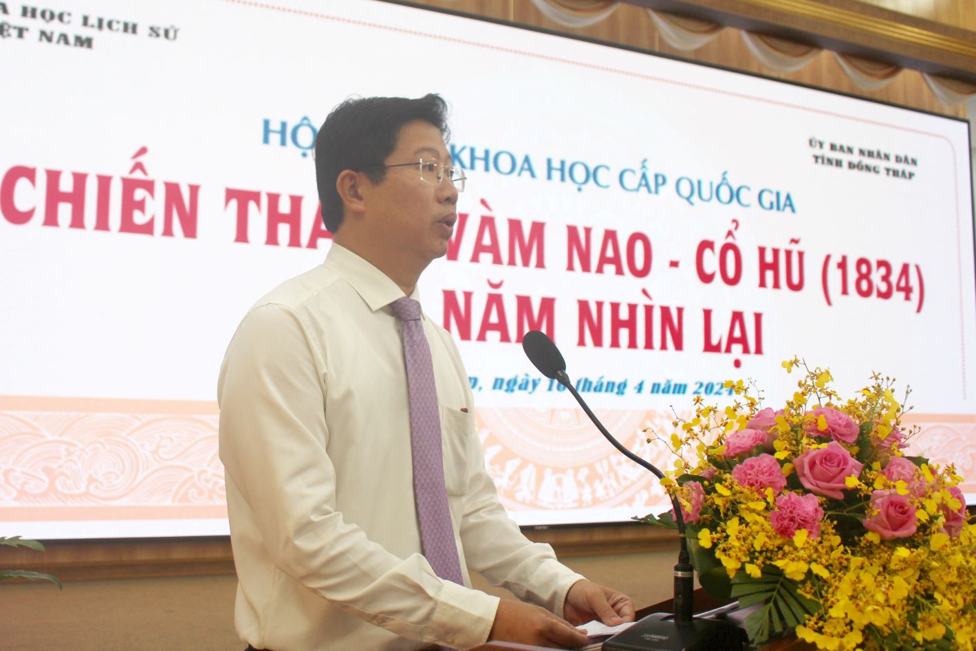 TS Huỳnh Minh Tuấn - Phó Chủ tịch UBND tỉnh Đồng Tháp phát biểu chào mừng tại hội thảo. Ảnh: Lâm Điền 