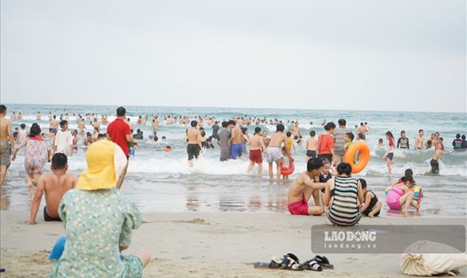 Dịp lễ 30.4 và 1.5, Đà Nẵng sẽ đón lượng khách lớn, dự báo nguồn nước sinh hoạt cũng tăng cao trong bối cảnh thời tiết khô hạn. Ảnh: Nguyên Thi