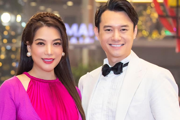 Trương Ngọc Ánh và diễn viên Anh Dũng. Ảnh: NSCC