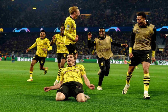 Borussia Dortmund ngược dòng đánh bại Atletico Madrid