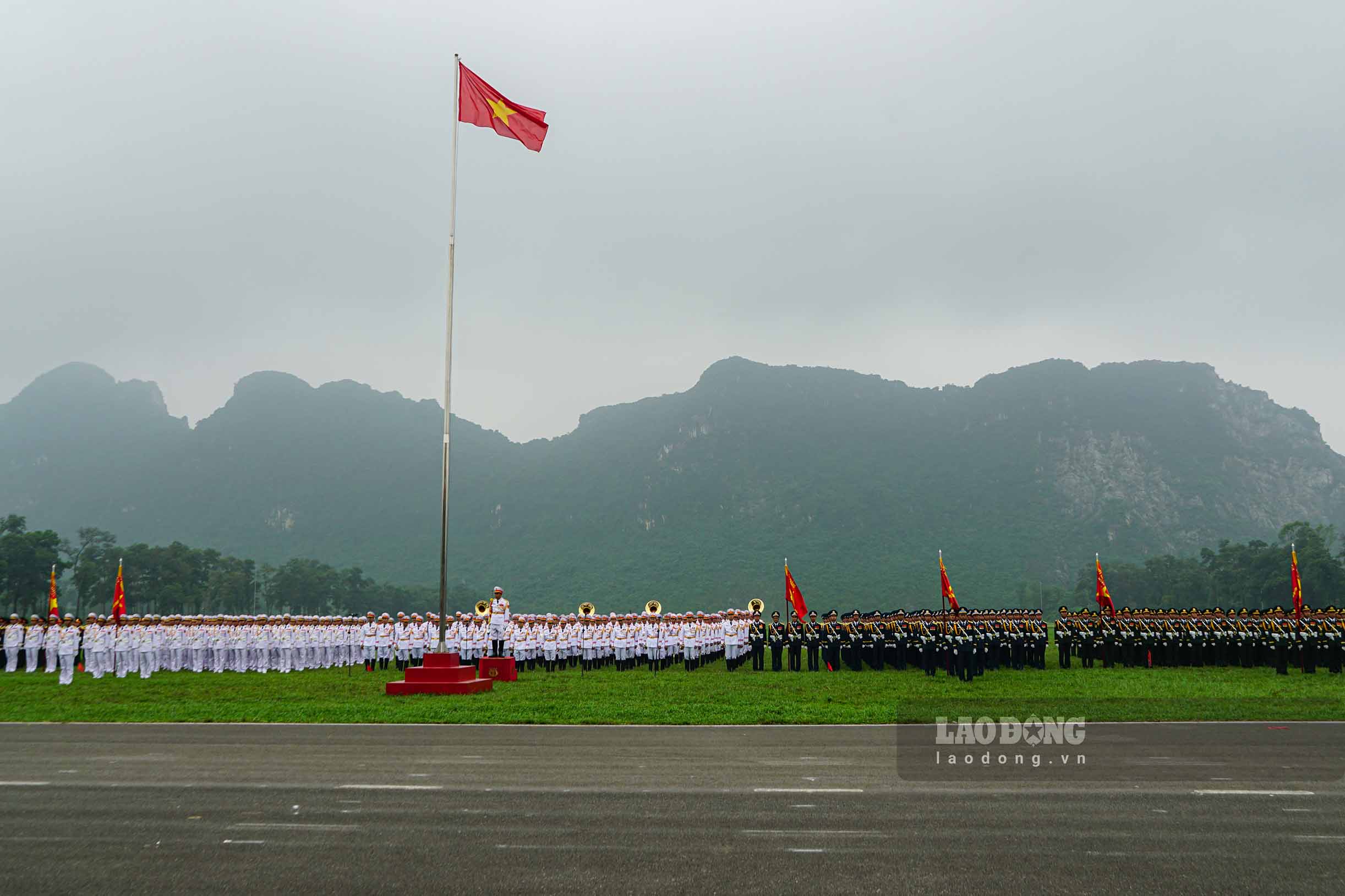 Thượng tướng Nguyễn Tân Cương, Tổng Tham mưu trưởng, Thứ trưởng Bộ Quốc phòng chủ trì buổi Tổng duyệt diễu binh, diễu hành Lễ kỷ niệm 70 năm Chiến thắng Điện Biên Phủ.