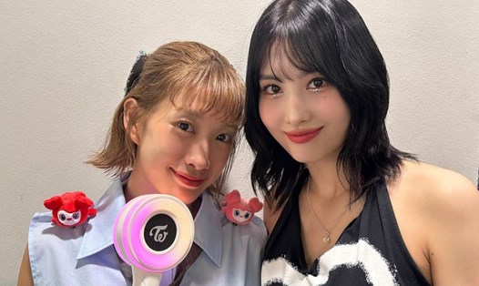 Momo - TWICE (phải) và chị gái Hana Hirai. Ảnh: Instagram