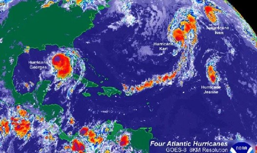 4 cơn bão hình thành cùng lúc ở Đại Tây Dương trong mùa bão 1998. Ảnh: NOAA