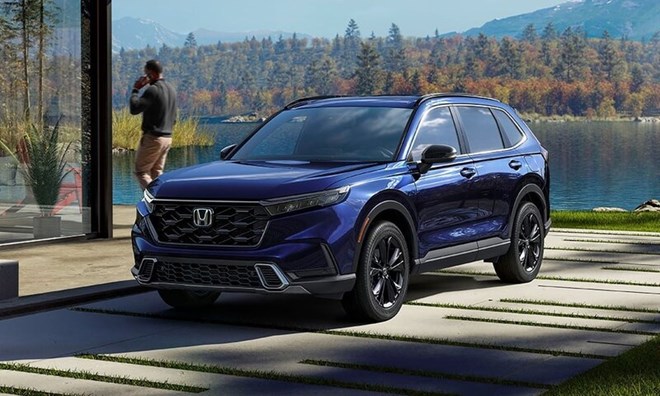 Doanh số của Honda CR-V áp sát Mazda CX-5 trong phân khúc xe SUV hạng C