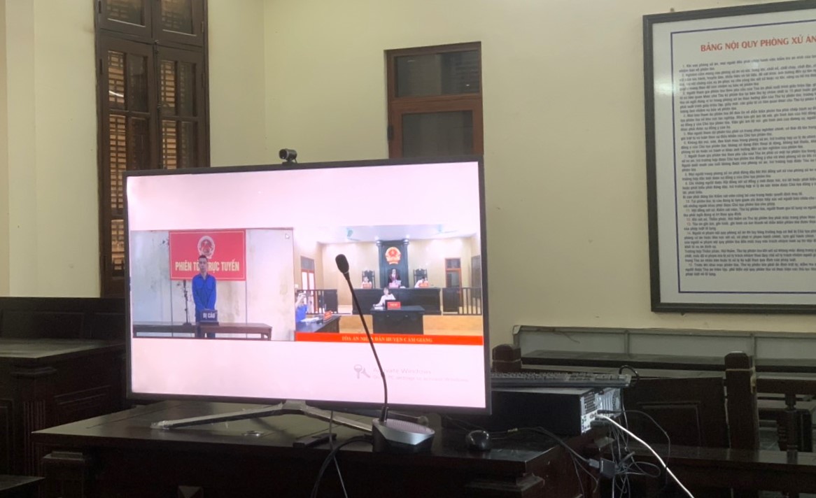 Hình ảnh xét xử trực tuyến tại phiên toà. Ảnh: Viện Kiểm sát nhân dân huyện Cẩm Giàng
