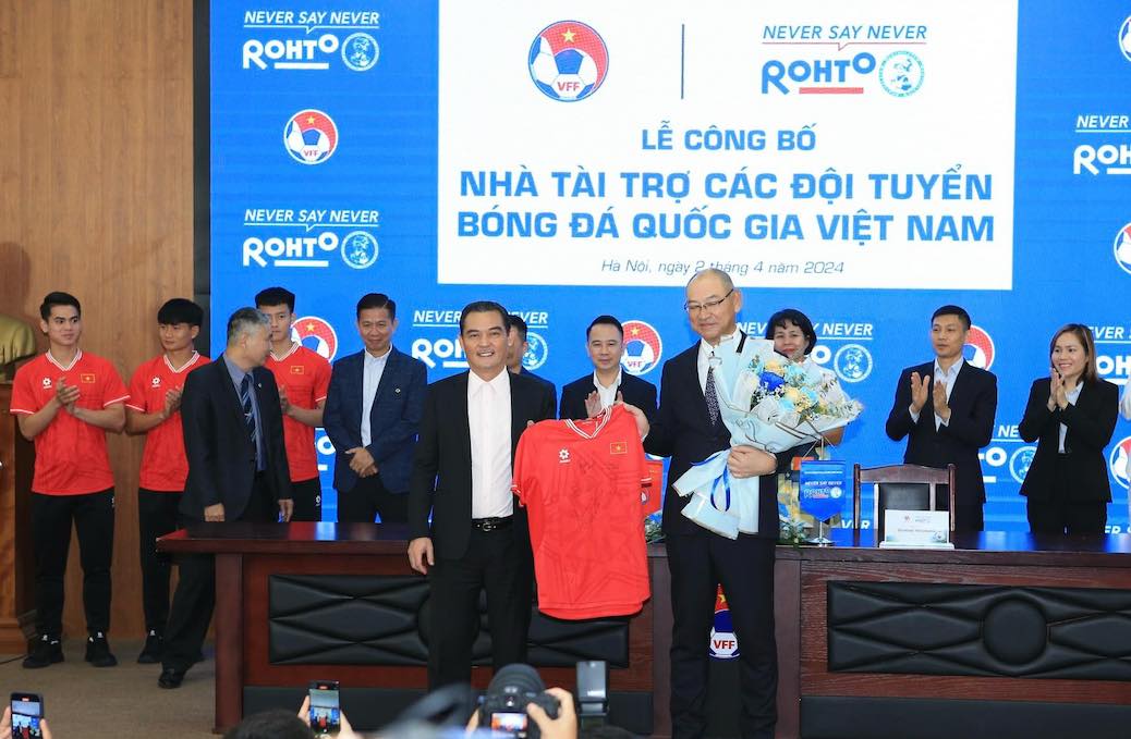 Nhà tài trợ đồng hành cùng bóng đá Việt Nam trong 3 năm tiếp theo. Ảnh: VFF