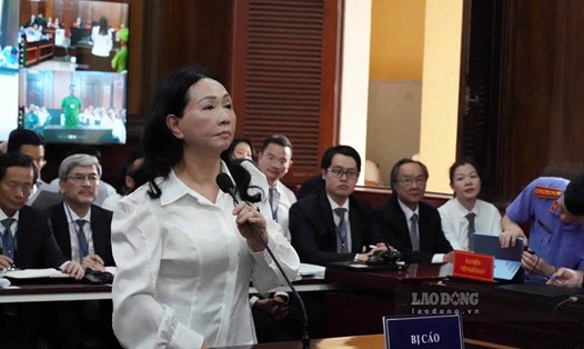 Bị cáo Trương Mỹ Lan - Chủ tịch Vạn Thịnh Phát, trong phiên xử sơ thẩm diễn ra sáng 5.3. Ảnh: Anh Tú