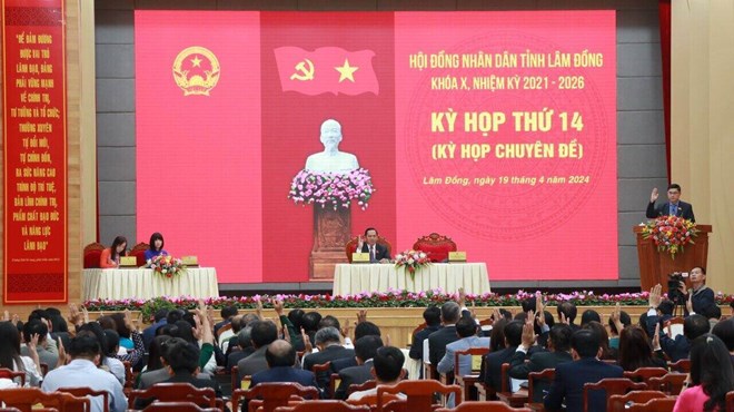 HĐND tỉnh Lâm Đồng đã tiến hành Kỳ họp thứ 14 (kỳ họp chuyên đề) khóa X, nhiệm kỳ 2021-2026. Ảnh: Mai Hương