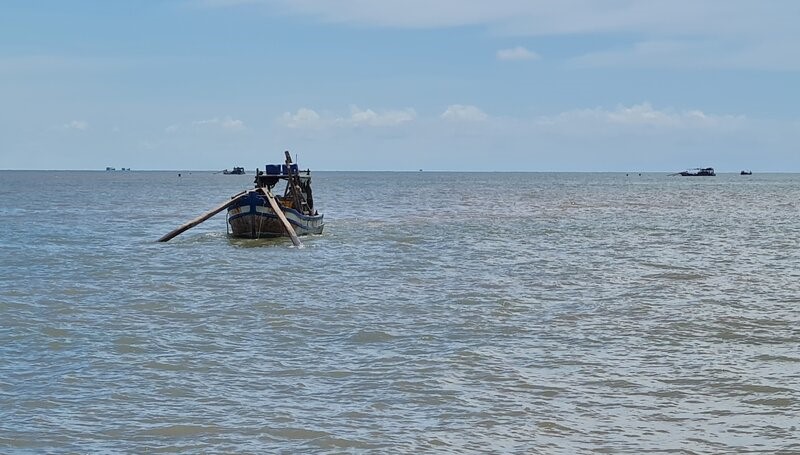 Hoạt động đánh bắt thuỷ sản tại vùng biển tỉnh Bạc Liêu.