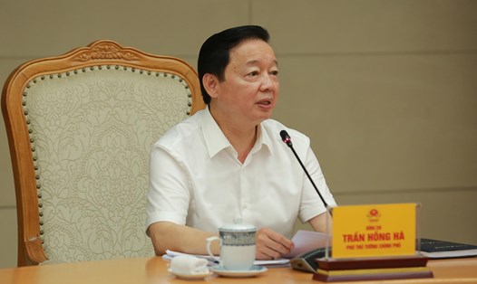 Phó Thủ tướng Chính phủ Trần Hồng Hà chủ trì cuộc làm việc. Ảnh: VGP