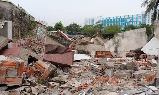 Trước đó, người dân tại phường Hòa Quý (quận Ngũ Hành Sơn, TP Đà Nẵng) đã tháo dở, bàn giao mặt bằng cho dự án làng đại học. Ảnh: Nguyễn Linh