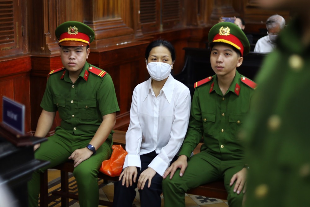 Bị cáo Trần Uyên Phương - con gái của bị cáo Trần Quí Thanh. 