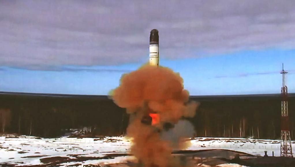 Nga thử tên lửa hạt nhân chiến lược Sarmat ngày 20.4.2022. Ảnh: Xinhua