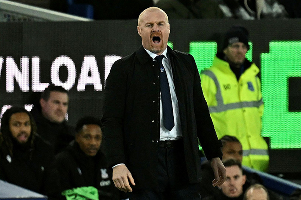 Sean Dyche và các học trò vừa giành chiến thắng quan trọng trước Nottingham.  Ảnh:  AFP