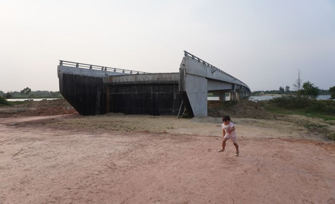 Chờ vốn, nhiều dự án ở Quảng Ngãi thi công cầm chừng, nhà thầu lao đao