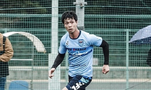 Tiền đạo Công Phượng trong màu áo đội Yokohama FC. Ảnh: Yokohama FC
