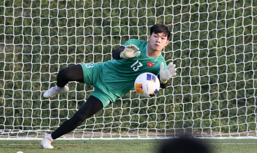 U23 Việt Nam tập sút 11m cho trận gặp U23 Iraq. Ảnh: VFF