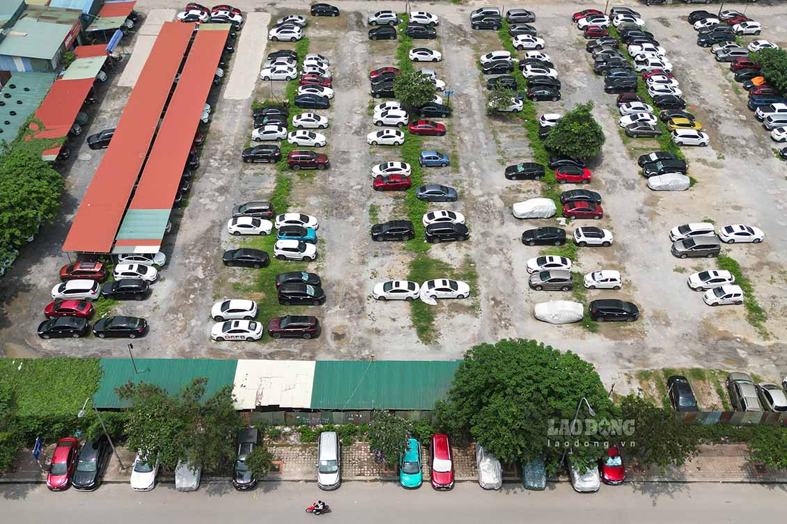 Liên quan đến 2 ô đất, mới đây, ngày 25.3, UBND TP Hà Nội đã có quyết định chấp thuận chủ trương đầu tư đồng thời chấp thuận nhà đầu tư với thời gian thực hiện dự án là quý I/2026.