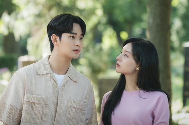 Kim Soo Hyun giúp “Nữ hoàng nước mắt” bùng nổ rating chặng cuối. Ảnh: Nhà sản xuất