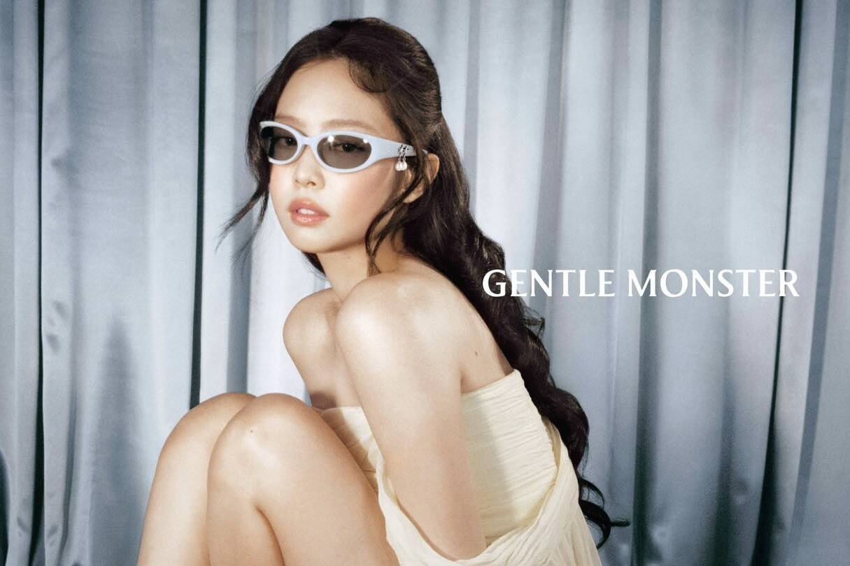 Gentle Monster kết hợp với Jennie trong bộ sư tập mới. Ảnh: Instagram