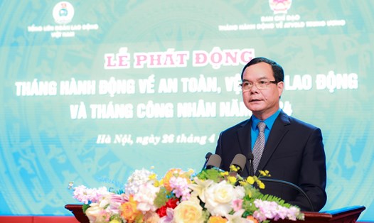 Chủ tịch Tổng Liên đoàn Lao động Việt Nam Nguyễn Đình Khang phát biểu tại buổi lễ phát động. Ảnh: Hải Nguyễn 