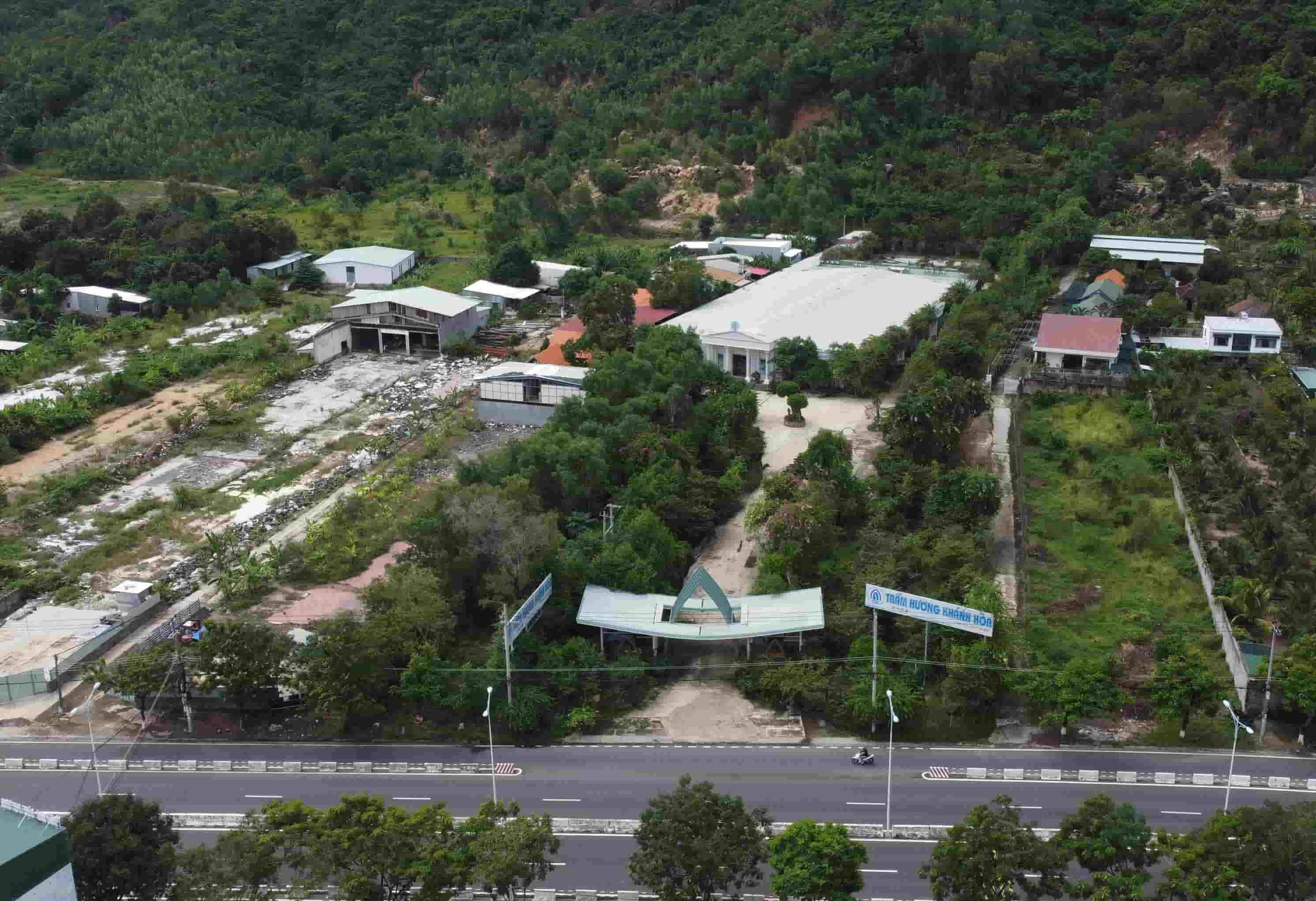 Bảo tàng Trầm Hương xây dựng không phép hoạt động nhiều năm qua. Ảnh: Hữu Long