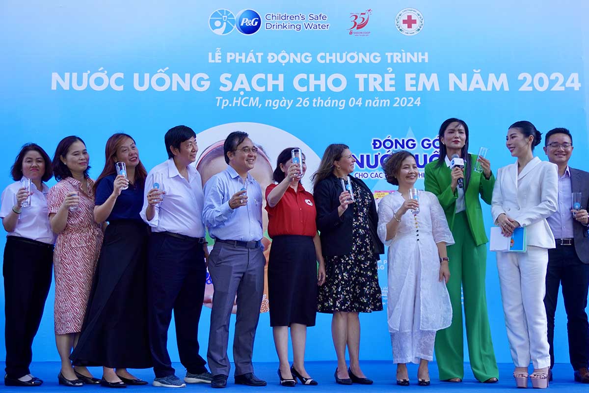 Đây là một trong những hoạt động xanh, ý nghĩa cho xã hội, được triển khai nhân dịp kỉ niệm sinh nhật lần thứ 35 của hệ thống siêu thị Co.opmart. Ảnh: Như Quỳnh