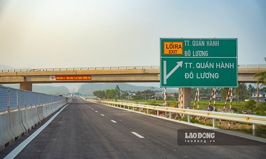 Cao tốc Bắc - Nam, đoạn qua Nghệ An sẽ có 3 điểm dừng nghỉ tạm. Ảnh: Phạm Thông