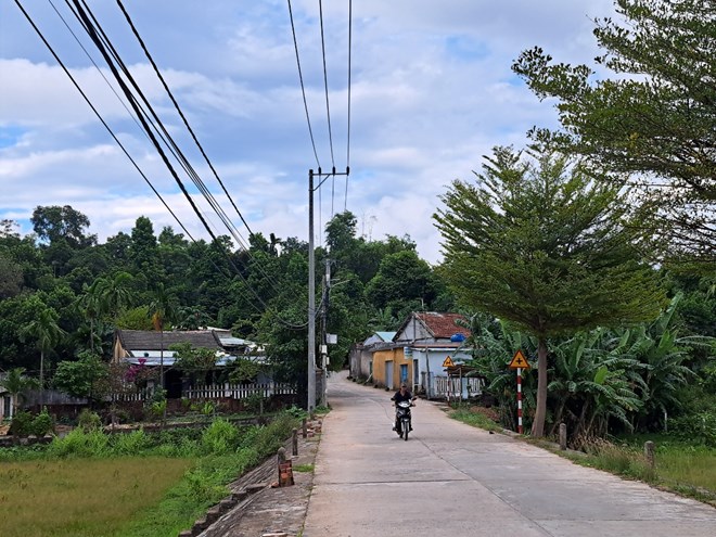 Hơn 500 hộ dân ở 3 thôn thuộc xã Hòa Nhơn, huyện Hòa Vang, TP Đà Nẵng không thể tách hộ, làm nhà do vướng quy hoạch KCN Hòa Nhơn. Ảnh: Nguyễn Linh