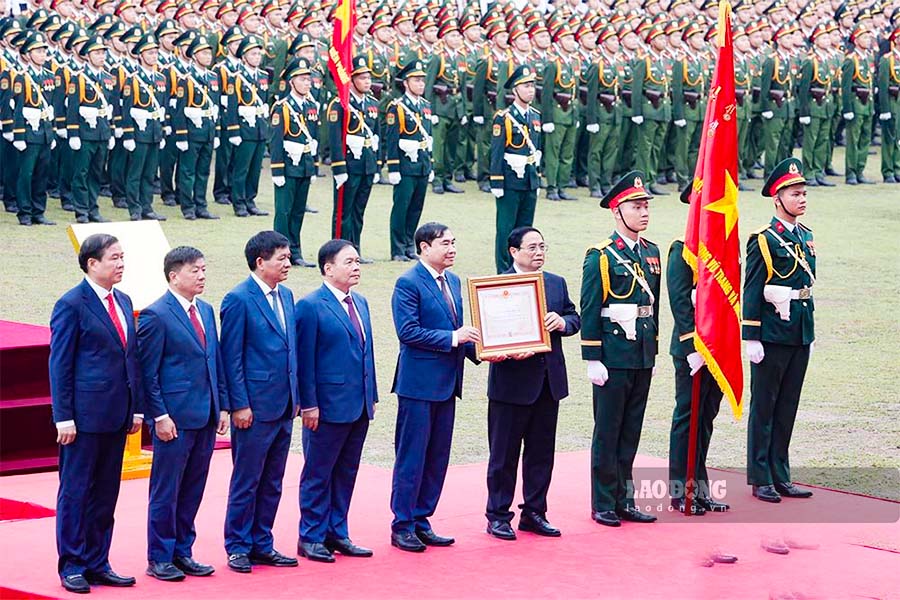 Thủ tướng Phạm Minh Chính trao Huân chương Độc lập hạng Nhất