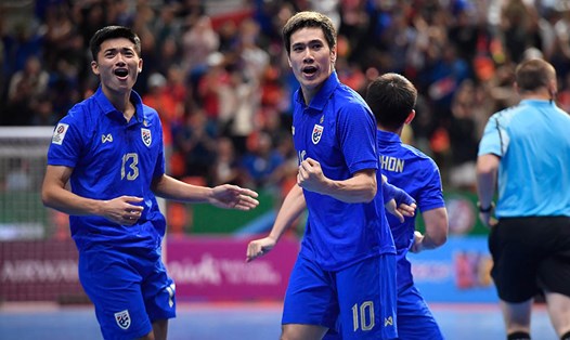 Tuyển futsal Thái Lan chạm trán Iran tại chung kết futsal châu Á 2024. Ảnh: FAT