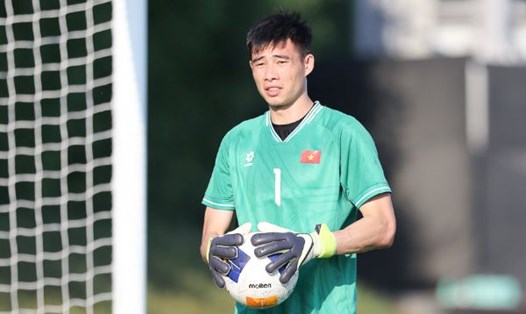 Thủ môn Quan Văn Chuẩn của U23 Việt Nam có số lần cứu thua nhiều nhất ở giải U23 châu Á 2024 tính đến vòng tứ kết. Ảnh: VFF