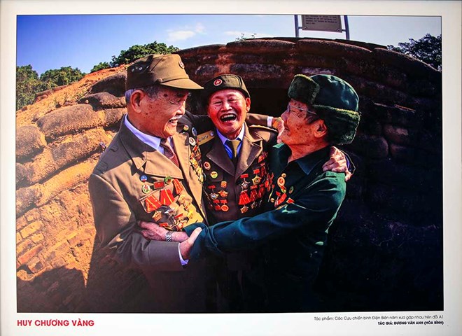Bức ảnh cựu chiến binh trên Đồi A1 ở Điện Biên đoạt Huy chương Vàng khu vực