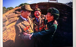 Bức ảnh cựu chiến binh trên Đồi A1 ở Điện Biên đoạt Huy chương Vàng khu vực