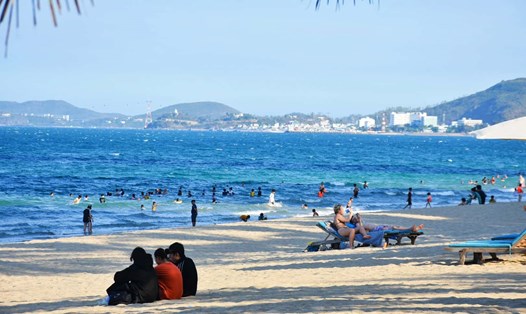 Dự báo trong những ngày lễ sắp tới lượng khách đến Nha Trang sẽ tăng cao. Ảnh: Hữu Long