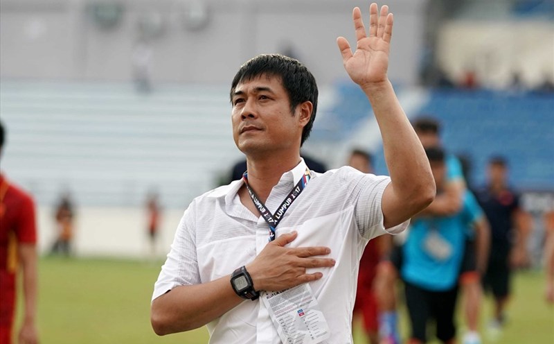 Huấn luyện viên Hữu Thắng cùng U23 Việt Nam thất bại tại SEA Games 2017. Ảnh: 