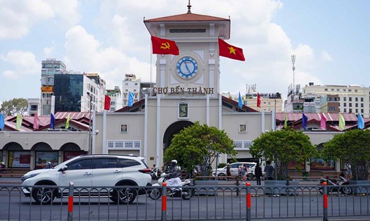 Chợ Bến Thành - một trong công trình bảo tồn tại TPHCM sẽ được thực hiện dự án chiếu sáng kiến trúc. Ảnh: Anh Tú