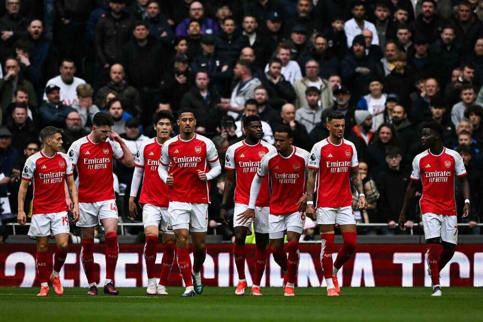 Arsenal vẫn tạm thời dẫn đầu Premier League sau 35 vòng đấu.  Ảnh: ARS