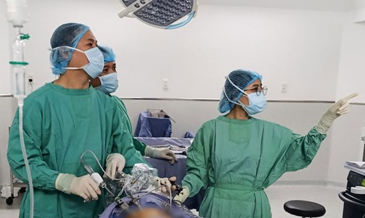 Bệnh nhân được phẫu thuật cắt bỏ khối u tuyến thượng thận. Ảnh: Bệnh viện cung cấp