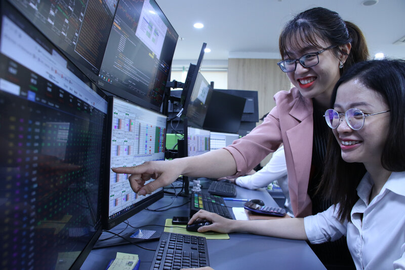 Nhà đầu tư đang chờ đợi thời điểm tốt để quay trở lại thị trường. Ảnh: Lê Toàn