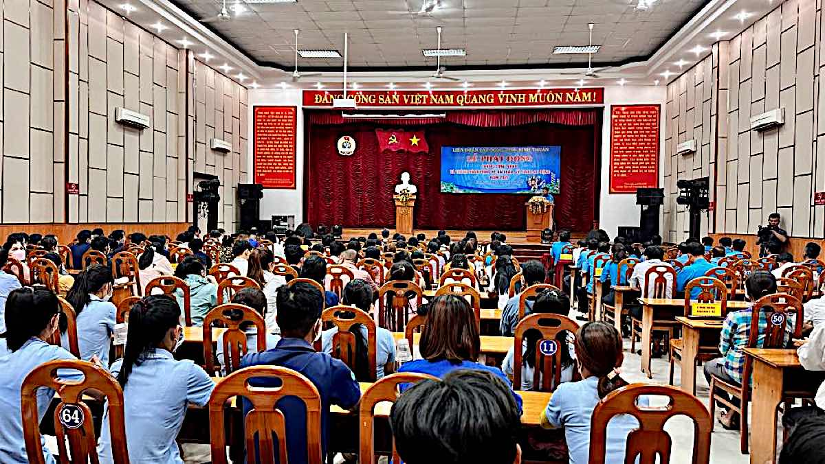 Lễ phát động Tháng Công nhân năm 2023 tại Bình Thuận. Ảnh: Duy Tuấn