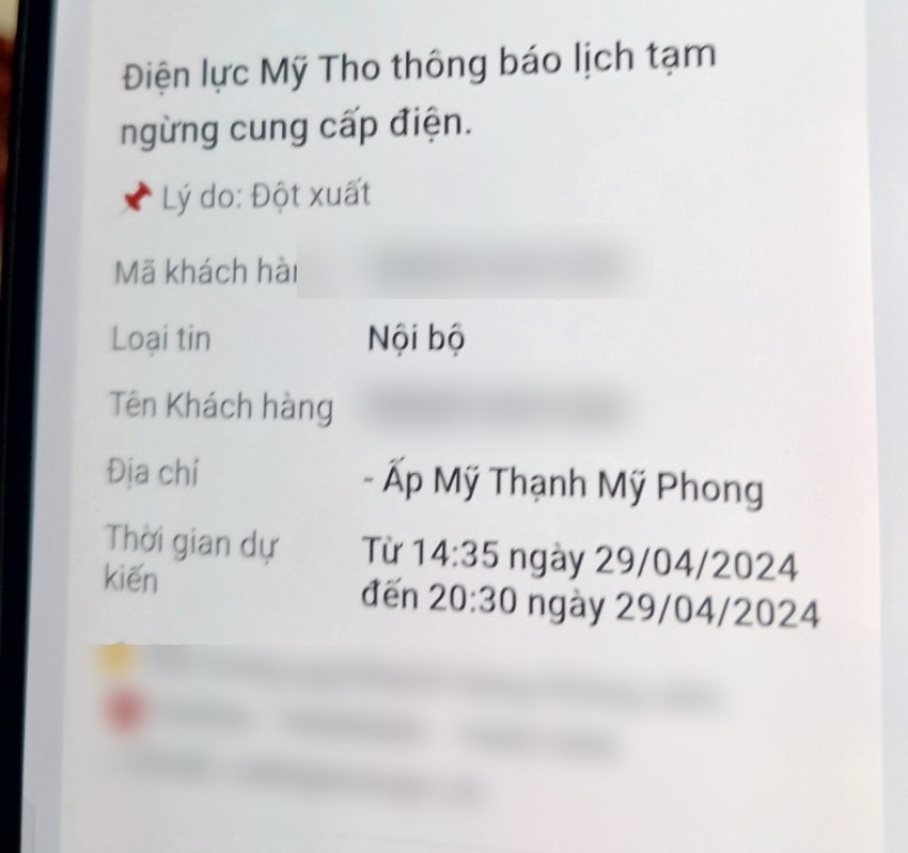 Người dân sinh sống ở xã Mỹ Phong (TP Mỹ Tho, tỉnh Tiền Giang) nhận được thông báo mất điện. Ảnh: Chụp màn hình.
