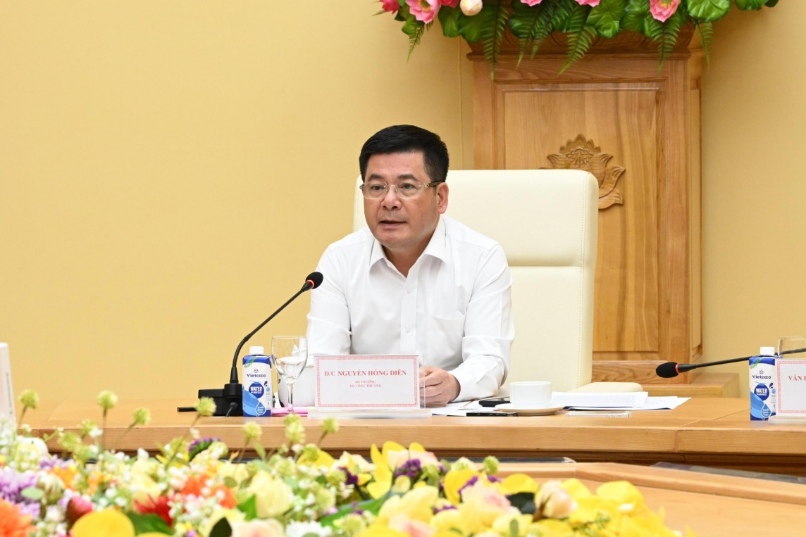 Bộ trưởng Bộ Công Thương Nguyễn Hồng Diên chủ trì Hội nghị triển khai Kế hoạch thực hiện Quy hoạch điện VIII. Ảnh: Thu Hường